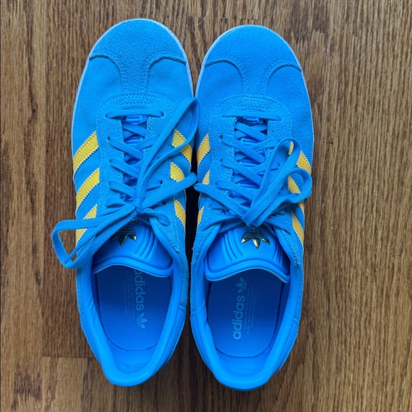 adidas Originals Gazelle Blue and Yellow Sneakers - Picture 2 of 12